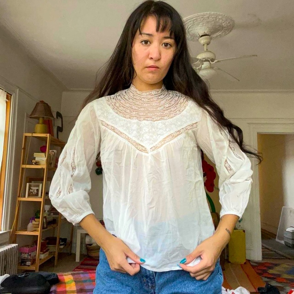 Urban Outfitters Vintage-Inspired Prairie Lace Top – XS